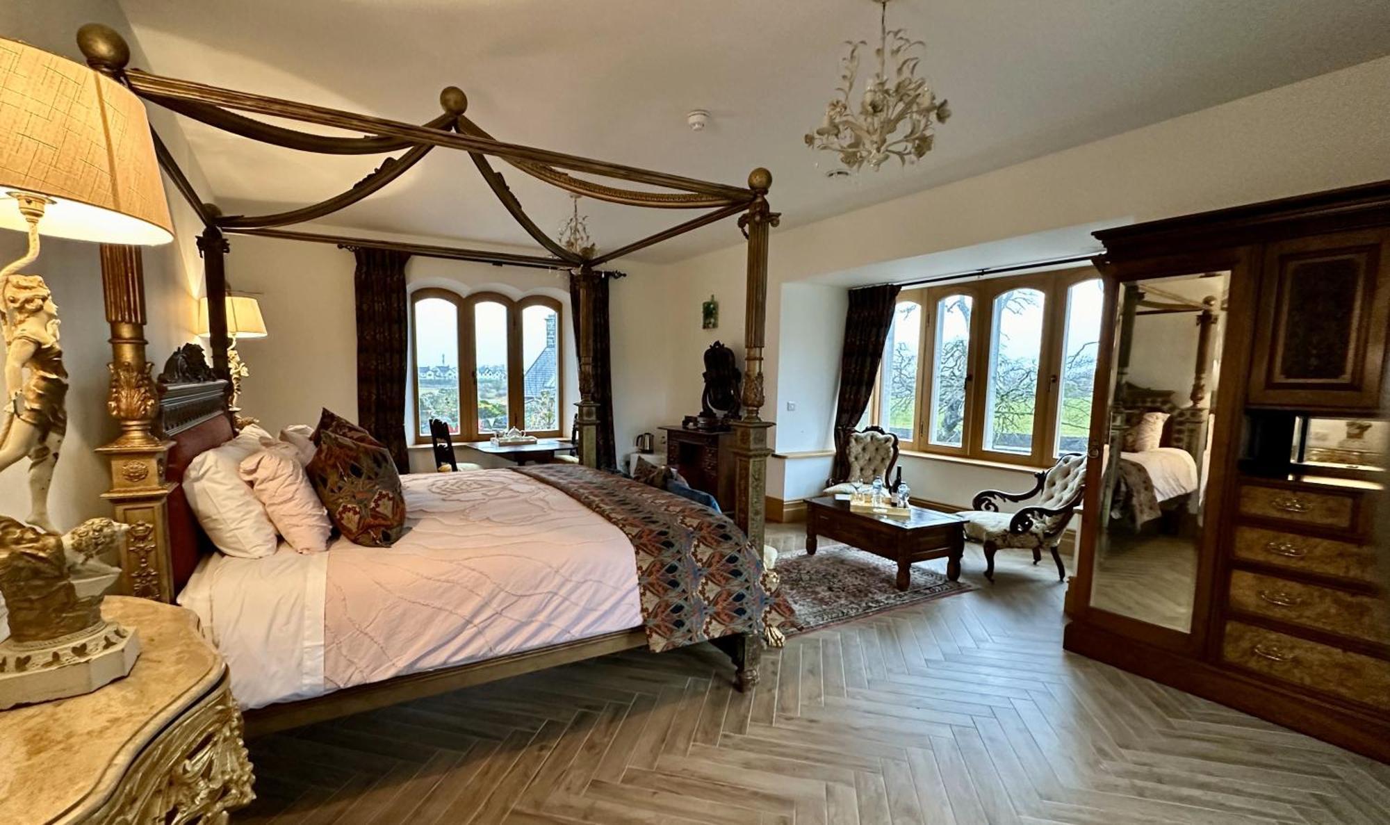 Claregalway Castle Bed and Breakfast Buitenkant foto